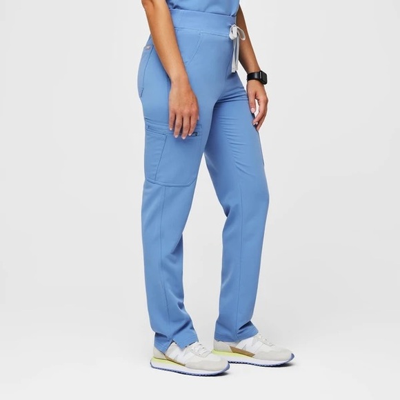 FIGS- High Waisted Yola Skinny Scrub Pants in ceil blue - Picture 3 of 8